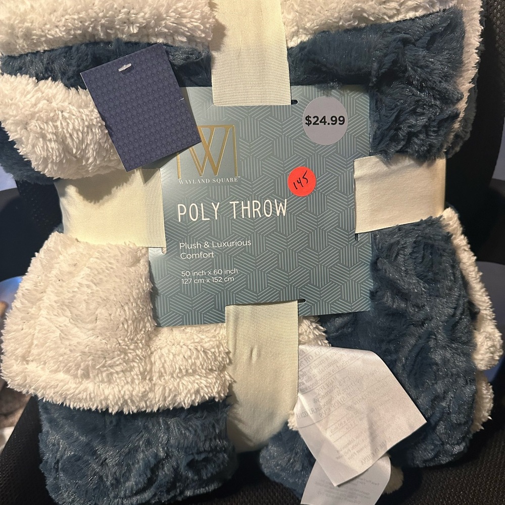 Plush Poly Throw Blanket in Cream and Blue